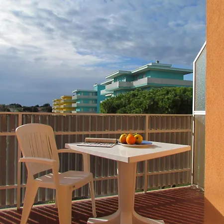 Experience The Comfort Of Our Lovely Apartamento Bibione